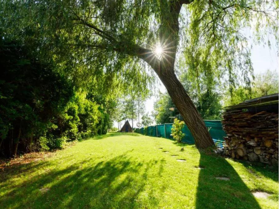 Green Lake House - Private Beach At Balaton Balatonakarattya Luaran gambar
